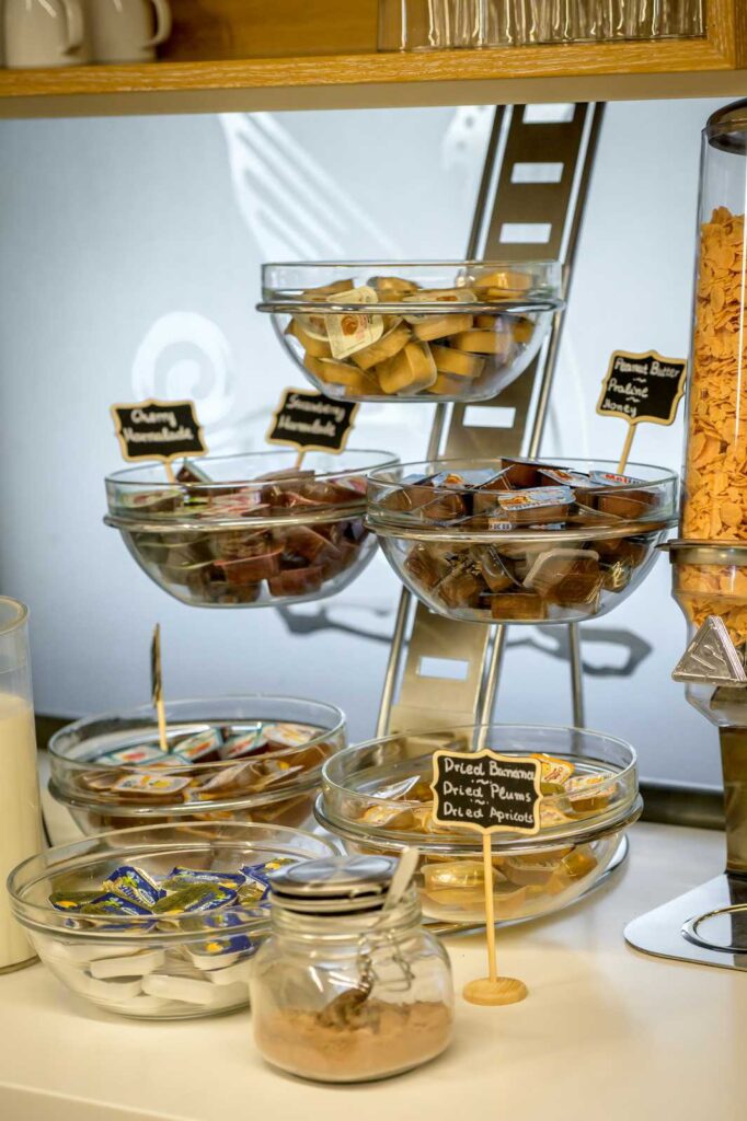 Breakfast Iraklion Hotel 002