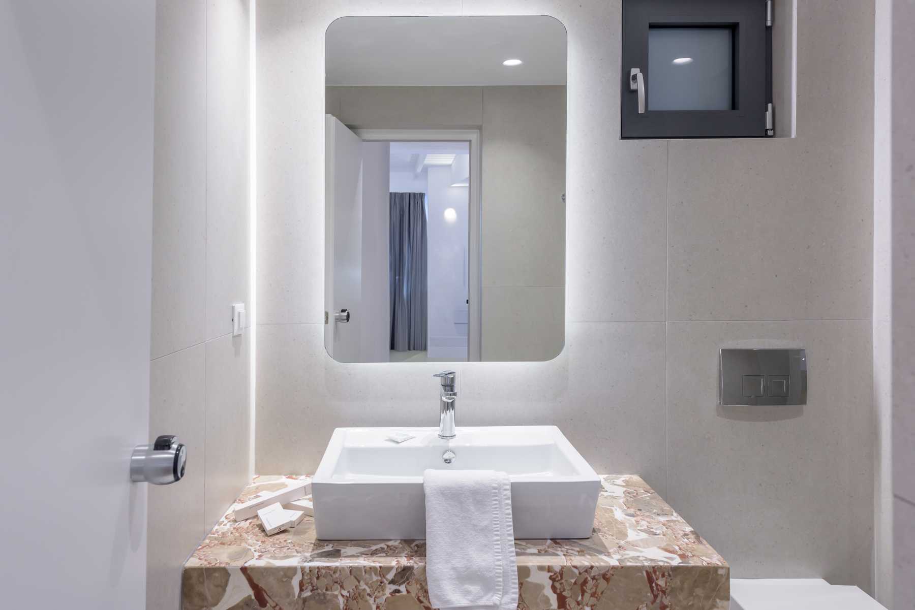 Junior Suite Bathroom